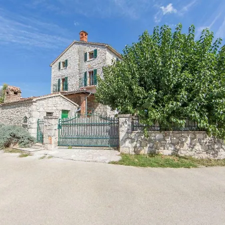 Karmen 3 Villa Porec